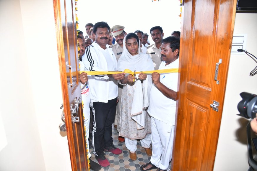 పాకల సముద్ర తీరంలో 15 లక్షల రూపాయల వ్యయంతో బేవాచ్ టవర్