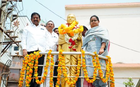 పొట్టి శ్రీరాములు జయంతి వేడుకల్లో పాల్గొన్న మంత్రి స్వామి..