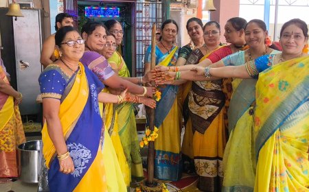 సింగరాయకొండ లో సీతా రాముల కల్యాణం కు ముందు పసుపు దంచి, నలుగు పెట్టి స్నానాలు, అభిషేకాలు..