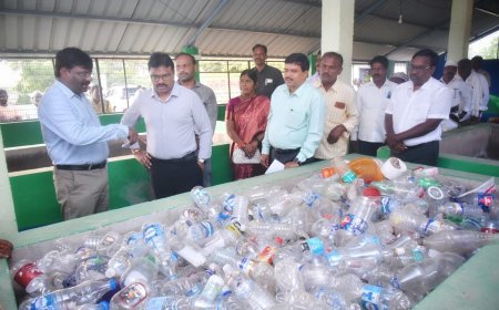 చెత్త నుంచి సంపద తయారీ కేంద్రాన్ని పరిశీలించిన కలెక్టర్